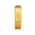 Sophisticated 18 Karat Gold And Diamond Ring 3