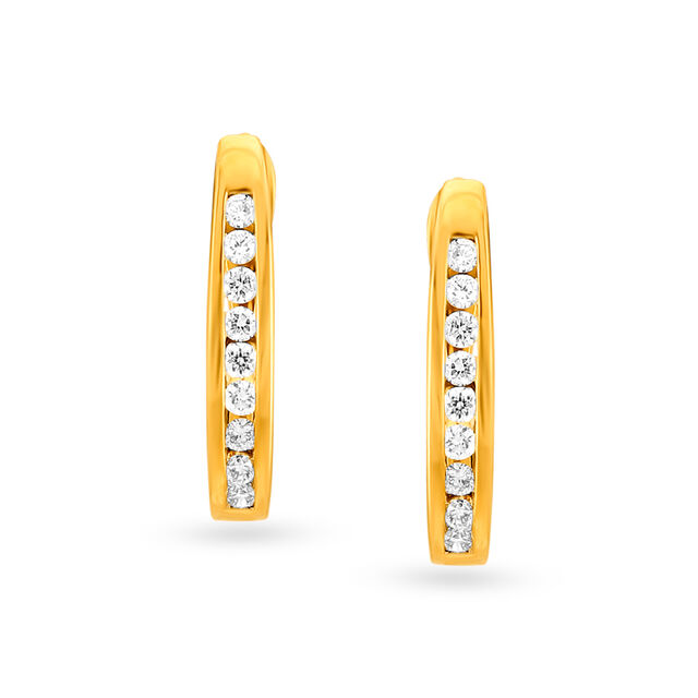 Delicate 18 Karat Yellow Gold And Diamond Earrings 