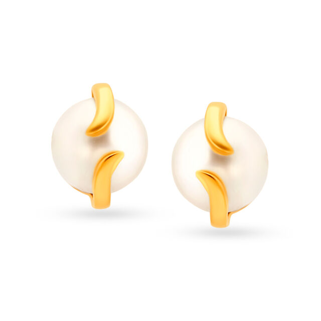Bewitching 18 Karat Gold And Pearl Stud Earrings 