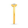18 Karat Gold and Diamond Finger Ring 3