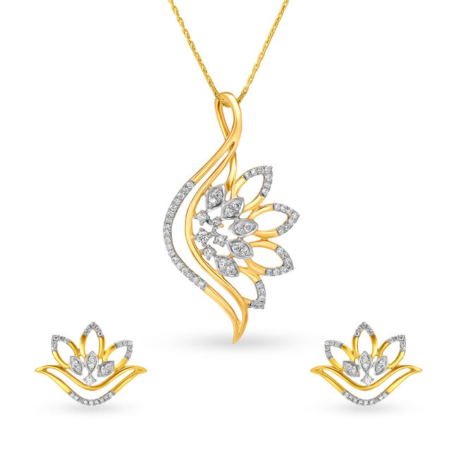 Exquisite Diamond Pendant and Earrings Set 