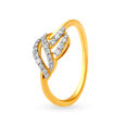 Glam 18 Karat Yellow Gold And Diamond Wave Patterned Finger Ring 