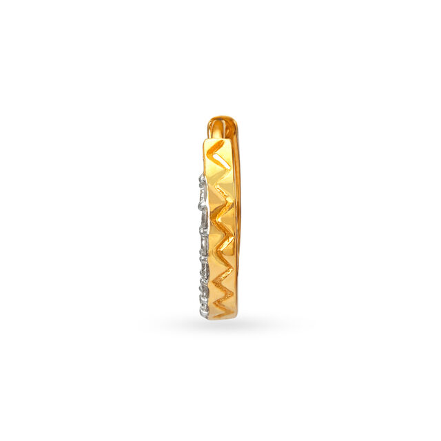 Minimalist Sparkle Diamond Nose Ring 2
