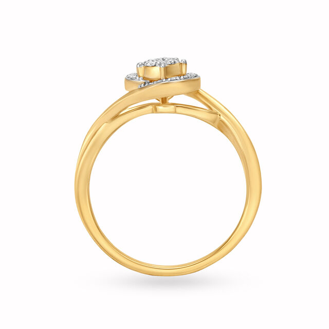 Gorgeous 18 Karat Gold Swirling Pattern Ring 4
