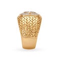 Phenomenal 18 Karat Yellow Gold And Diamond Finger Ring 3