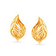 Mesmerising Leaf Pattern Gold Stud Earrings 