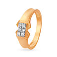 Stunning 18 Karat Yellow Gold And Diamond Finger Ring 
