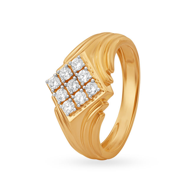 Lavish 18 Karat Yellow Gold And Diamond Finger Ring