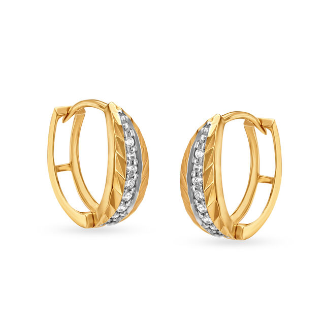 Modish 18 Karat Yellow Gold And Diamond Ridged Hoops