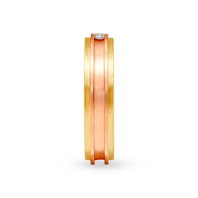 Sleek White and Rose Gold Diamond Finger Ring 3