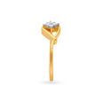 Curvaceous Diamond Finger Ring 3