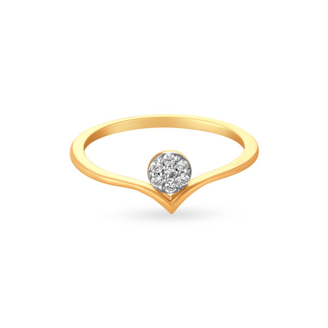Sleek Gold and Diamond Finger Ring 2