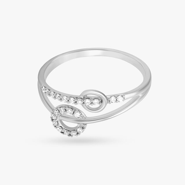 Sparkling Diamond Ring