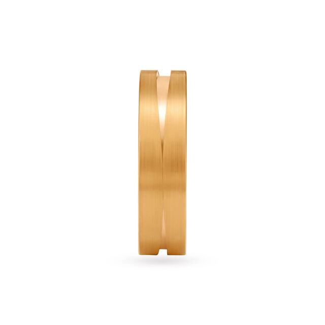 Stunning Ring in Yellow and White Gold