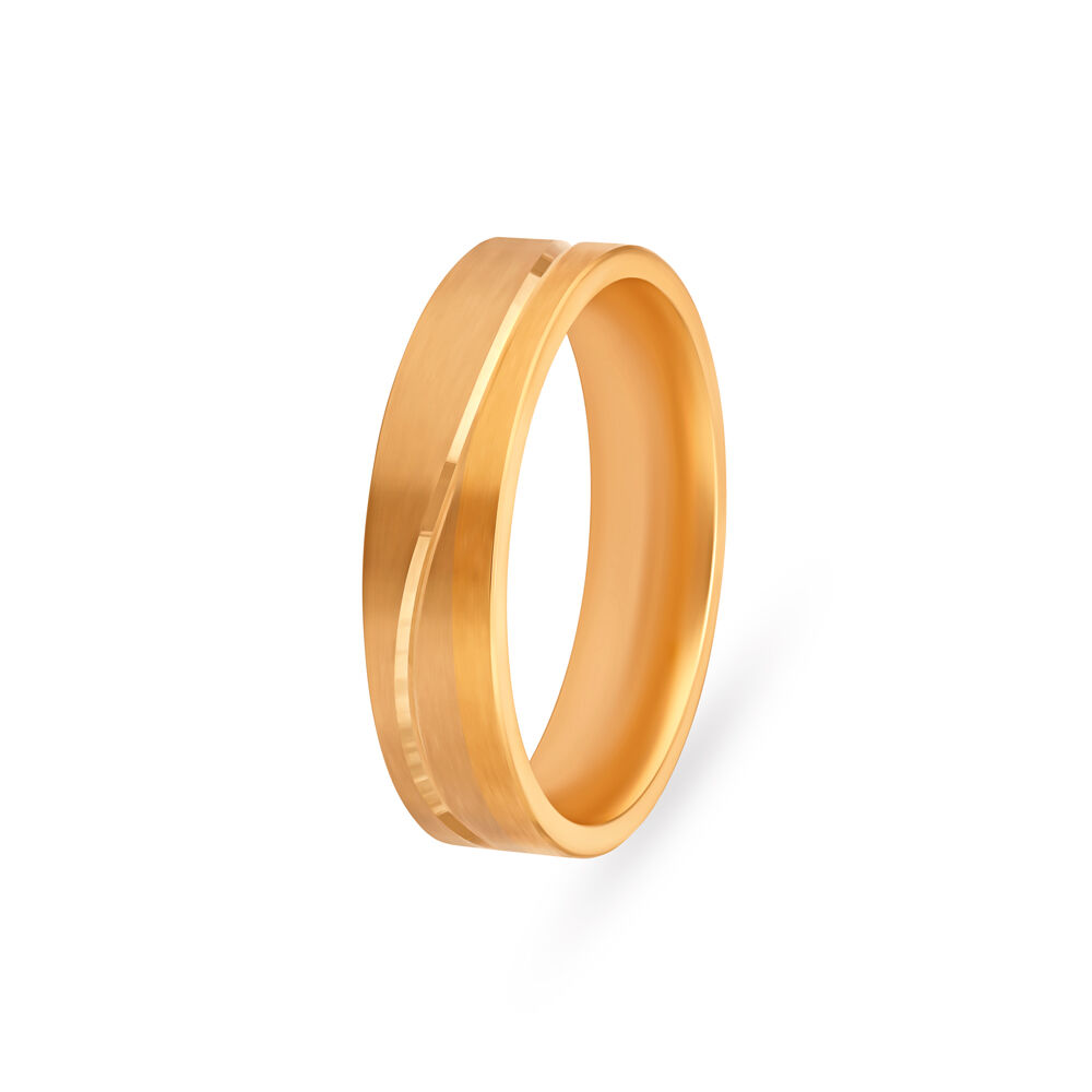 Sleek Gold Finger Ring
