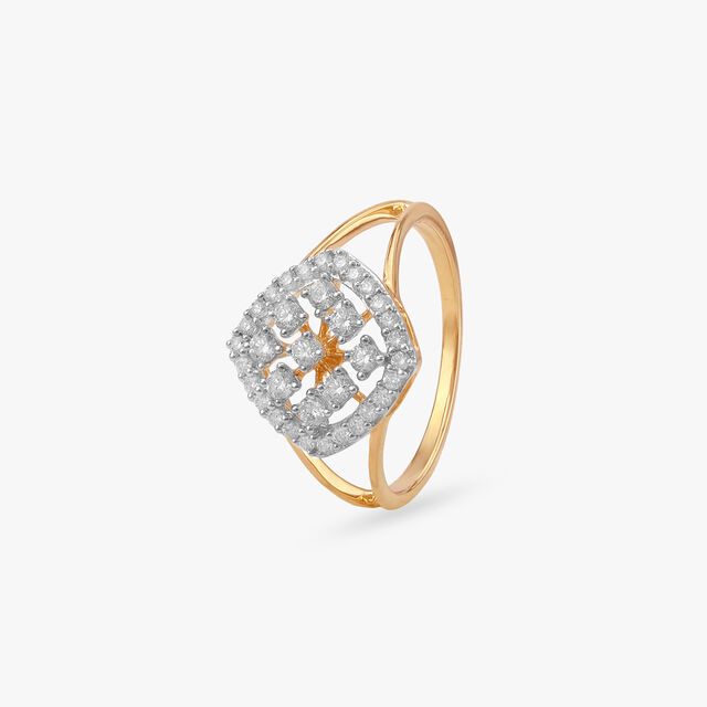 Crowned Lattice Diamond Ring