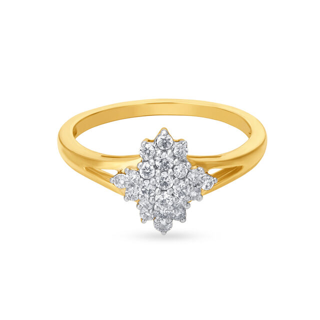 Radiant Cluster Diamond Finger Ring