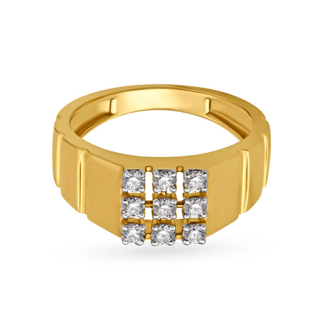 Aesthetic 18 Karat Yellow Gold And Diamond Ridged Finger Ring 2