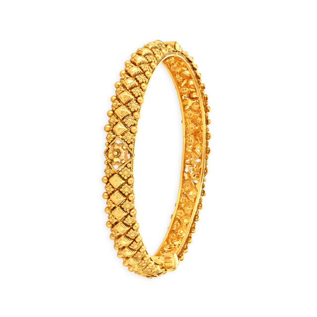 Entrancing 18 Karat Yellow Gold Floral Bangle