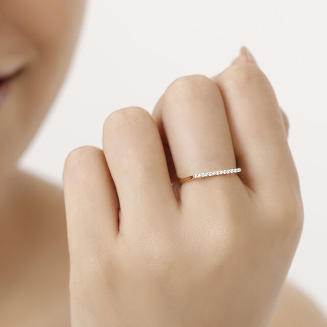 18 KT Yellow Gold Minimal Diamond Ring 3