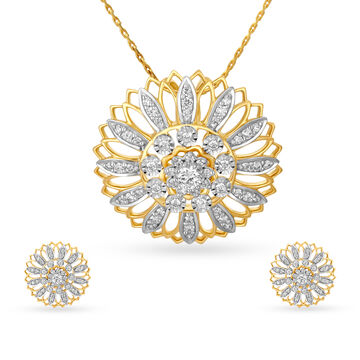 Tanishq Gold Pendant and Earrings Set