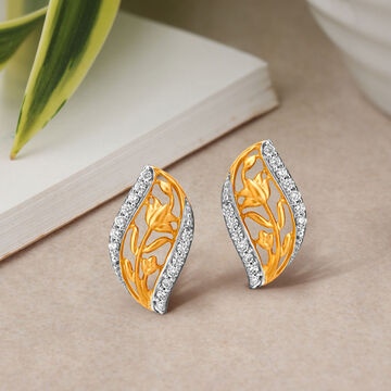 Dainty Leaf Diamond Stud Earrings