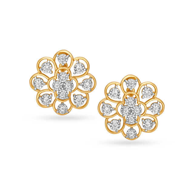 Gleaming Gold Pendant and Earrings Set with Diamonds 4