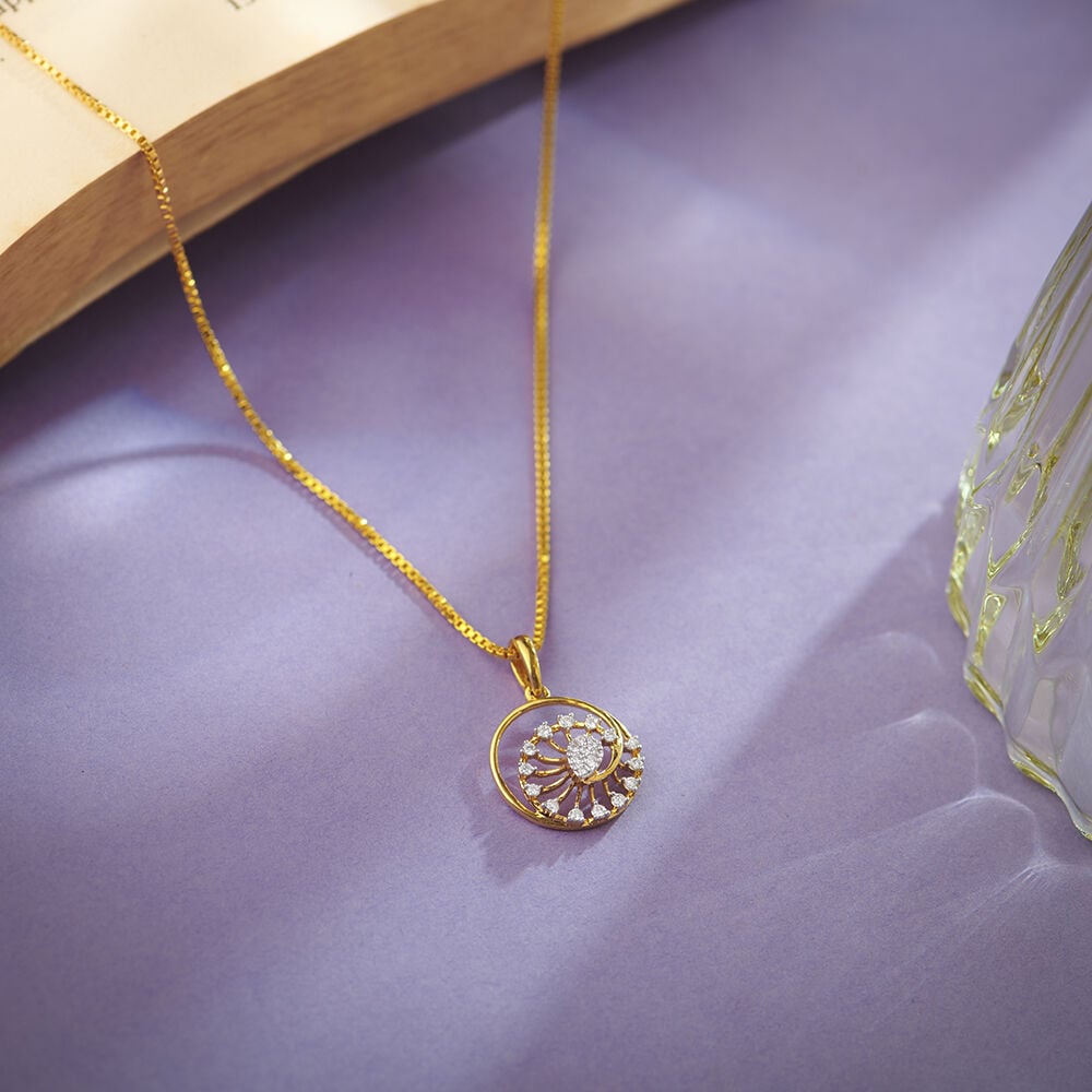 Simple diamond pendant new arrivals