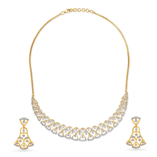 Splendid Diamond Necklace Set 