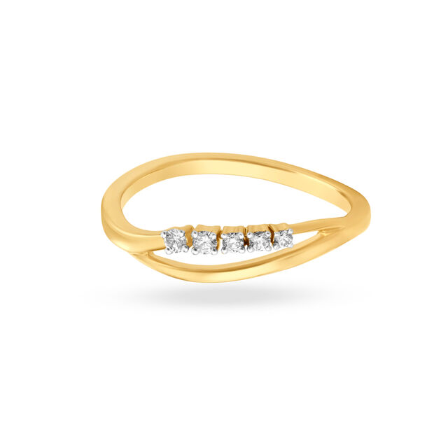 Curvy Classy Gold and Diamond Ring 2