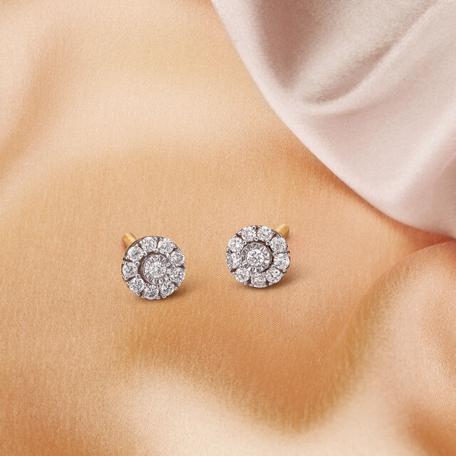 Glorious Diamond Stud Earrings in White and Yellow gold 