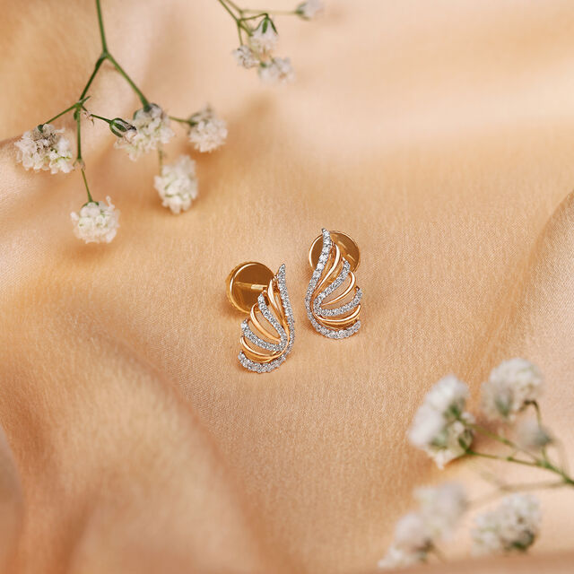 Exuberant Diamond Stud Earrings 