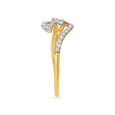 Leaf Inspired Glossy Gold and Diamond Finger Ring 3