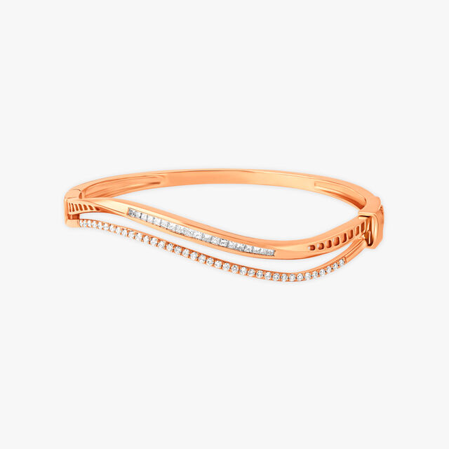 Wavy Diamond Bangle 