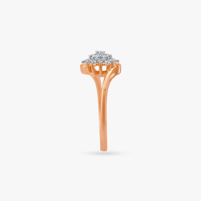 Bloom Twist Diamond Ring 3