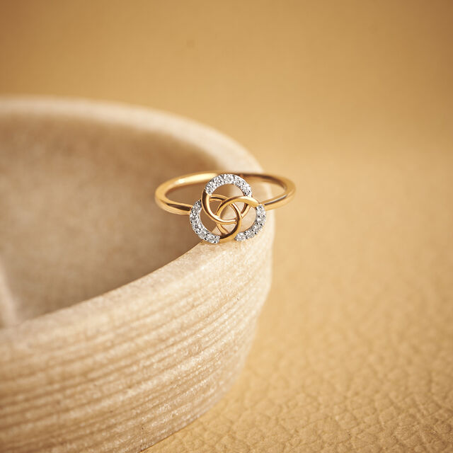 Glinting Circles Diamond Ring 
