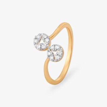 Classic Luxury Diamond Ring