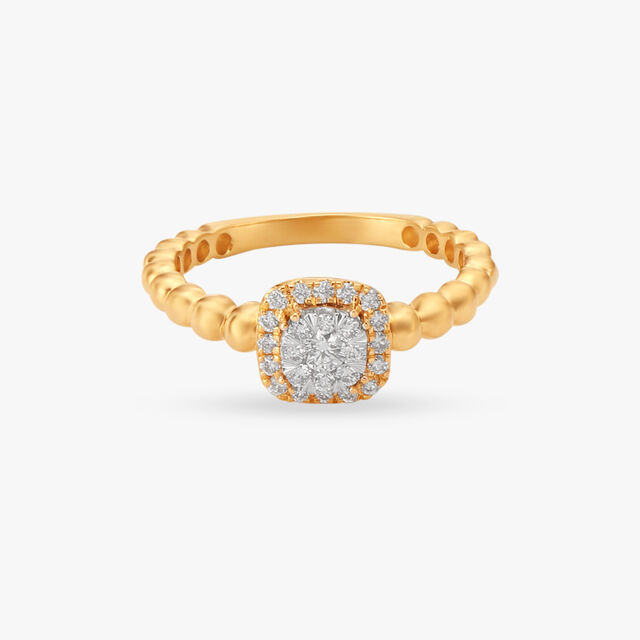 Exquisite Sparkling Gold Diamond Finger Ring