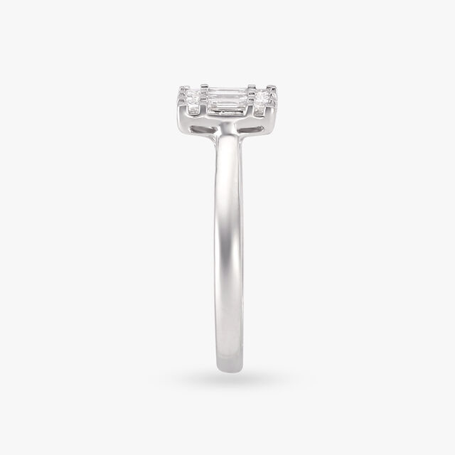 Twilight Diamond Finger Ring