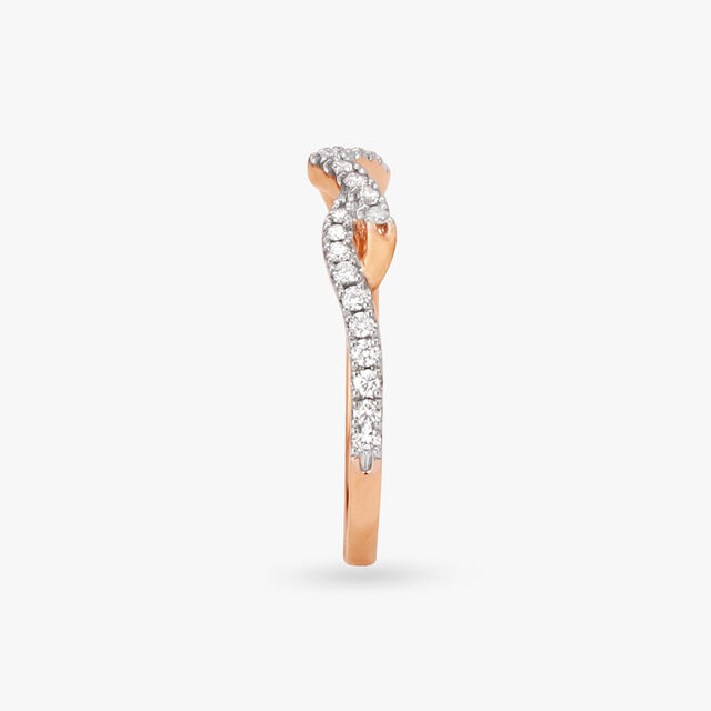 Wavy Vanki Diamond Finger Ring