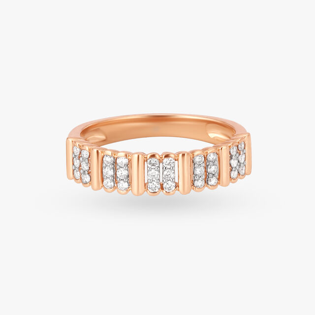 Magnanimous Diamond Finger Ring