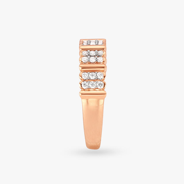 Magnanimous Diamond Finger Ring