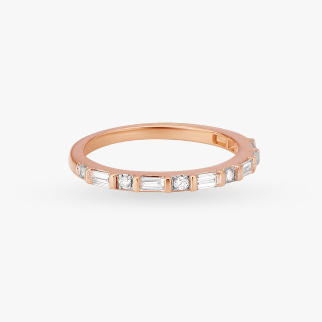 Spectacular Diamond Finger Ring