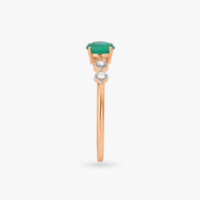 Verdant Diamond Finger Ring