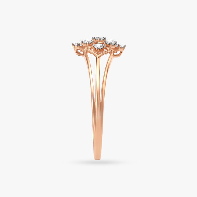 Splendid Starlight Diamond Finger Ring