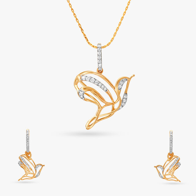 Soaring Beauty Diamond Pendant and Earrings Set 2