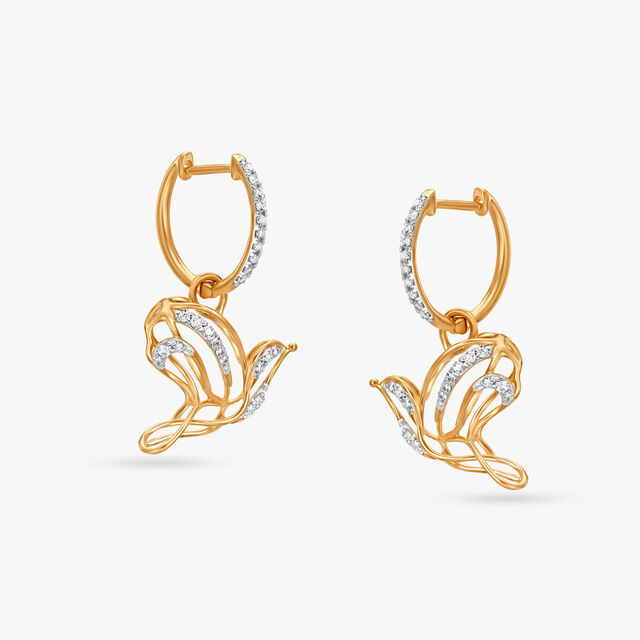 Soaring Beauty Diamond Pendant and Earrings Set 5