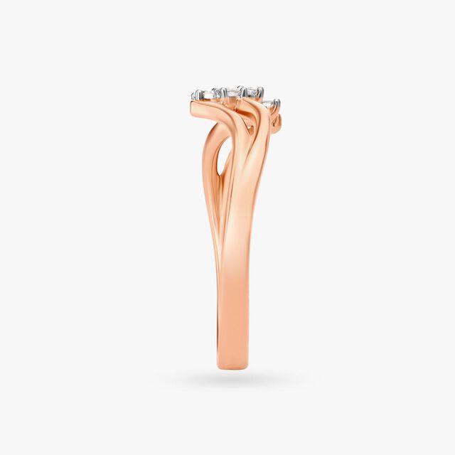 Sparkling Curve Diamond Ring