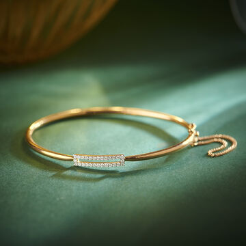 Lovely Diamond Bangle