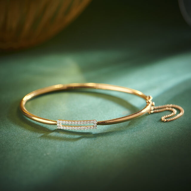 Lovely Diamond Bangle 2